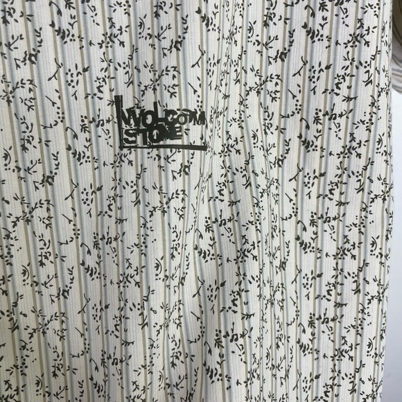 VOLCOM mix print floral skateboard buttons blouse - Picture 4 of 8